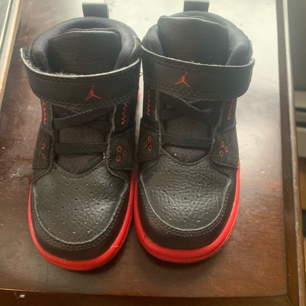 Toddler sneakers